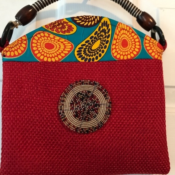 Hand Crafted Handbags - Global handmade merchandise. Kenyan fabric handbag
